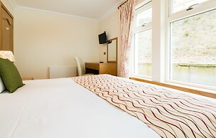 Claymore Guest House and Apartments