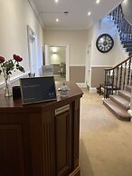 Claymore Guest House and Apartments