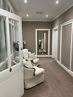 Claymore Guest House and Apartments