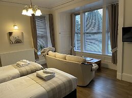 Claymore Guest House and Apartments