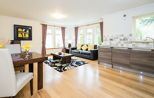 Claymore Guest House and Apartments