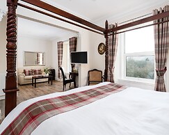 Claymore Guest House and Apartments