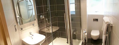 Claymore Guest House and Apartments