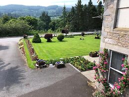 Claymore Guest House and Apartments