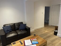 Claymore Guest House and Apartments