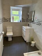 Claymore Guest House and Apartments