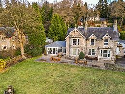 Claymore Guest House and Apartments