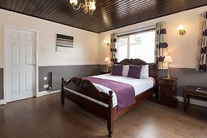 Claymore Guest House and Apartments