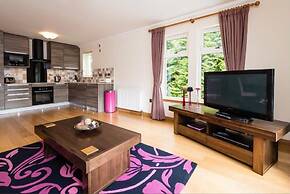 Claymore Guest House and Apartments