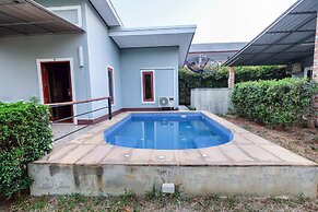 OYO 690 Bann Supansa Resort