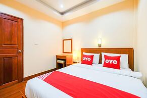 OYO 690 Bann Supansa Resort
