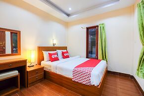 OYO 690 Bann Supansa Resort