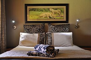 Ukutula Lodge & Game Reserve