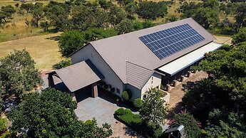 Thaba Legae Guest Lodge