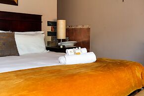 Thaba Legae Guest Lodge