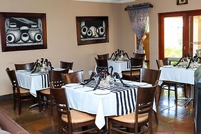 Thaba Legae Guest Lodge