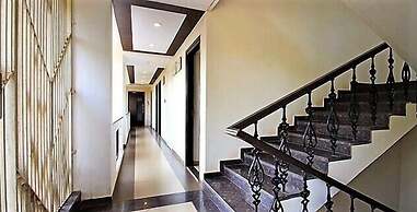 Resort De Crossroads