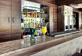 Resort De Crossroads