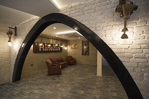 Hanedan Suit Hotel