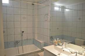 Luxury Villa Suites Lagonissi