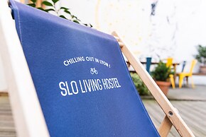 Slo Lyon Saxe
