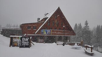 Ski Hotel Stoh