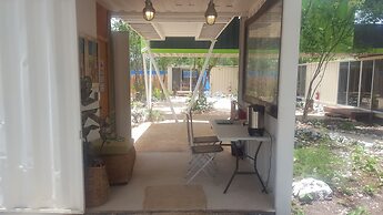 ContainME Eco Chic Hotel