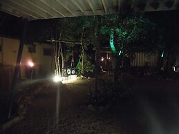 ContainME Eco Chic Hotel