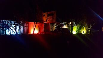 ContainME Eco Chic Hotel