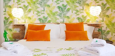 Napoli Tree - Lungomare