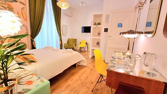 Napoli Tree - Lungomare