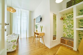 Napoli Tree - Lungomare