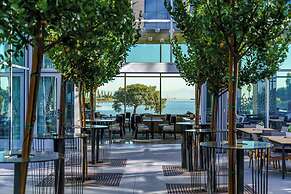 AC Hotel by Marriott San Francisco Airport Oyster Point/Waterfront