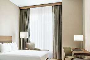 AC Hotel by Marriott San Francisco Airport Oyster Point/Waterfront