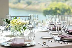 AC Hotel by Marriott San Francisco Airport Oyster Point/Waterfront