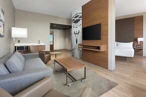 AC Hotel by Marriott San Francisco Airport Oyster Point/Waterfront