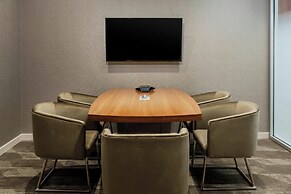 AC Hotel by Marriott San Francisco Airport Oyster Point/Waterfront