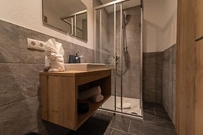 A CASA Rubin Chalet & Studio Resort