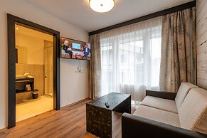 A CASA Rubin Chalet & Studio Resort