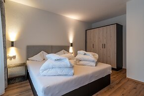 A CASA Rubin Chalet & Studio Resort