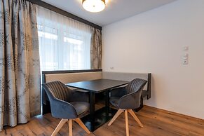 A CASA Rubin Chalet & Studio Resort