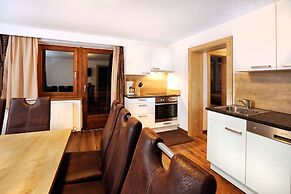 A CASA Rubin Chalet & Studio Resort