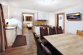 A CASA Rubin Chalet & Studio Resort