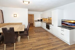 A CASA Rubin Chalet & Studio Resort