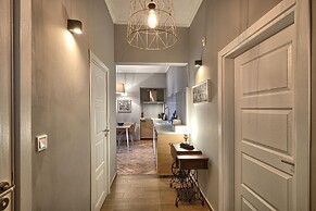 Baratero Opera Apartment