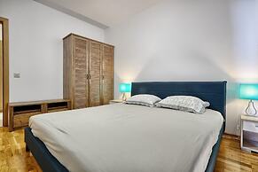 Baratero Opera Apartment