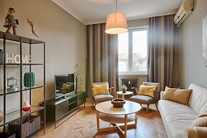 Baratero Opera Apartment