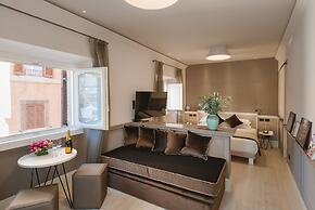 Rhea Silvia Luxury Navona