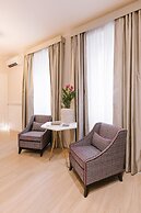 Rhea Silvia Luxury Navona