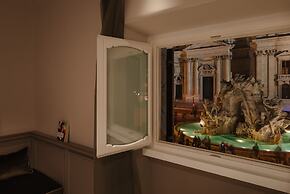 Rhea Silvia Luxury Navona